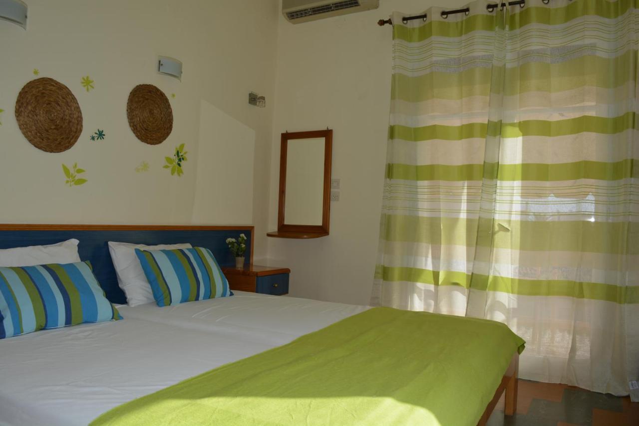 Dimitra Hotel Kamena Vourla Room photo