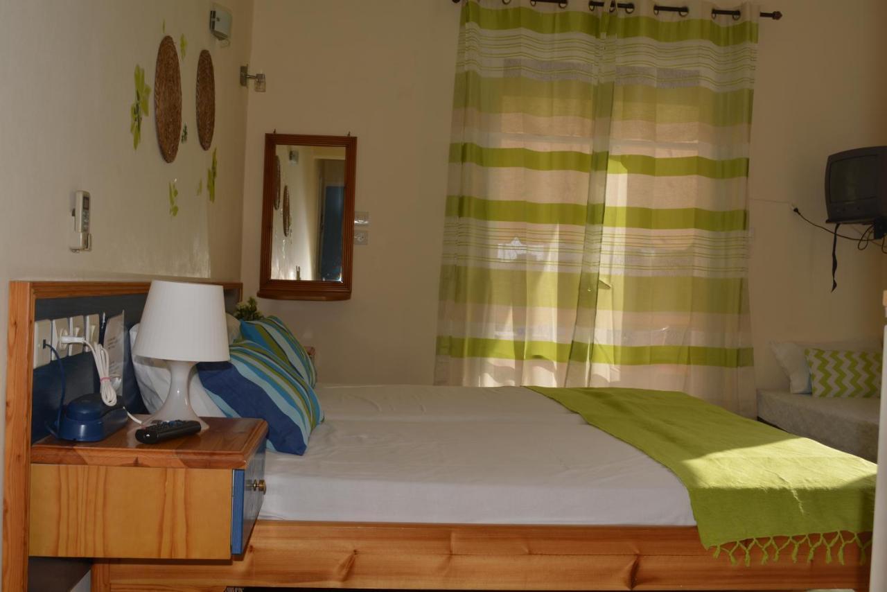 Dimitra Hotel Kamena Vourla Room photo